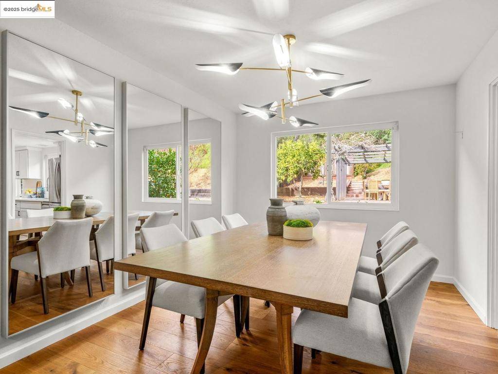 Oakland, CA 94605,7796 Surrey LN