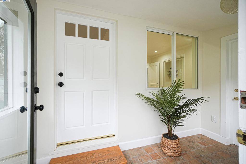 San Bruno, CA 94066,2521 Evergreen Dr