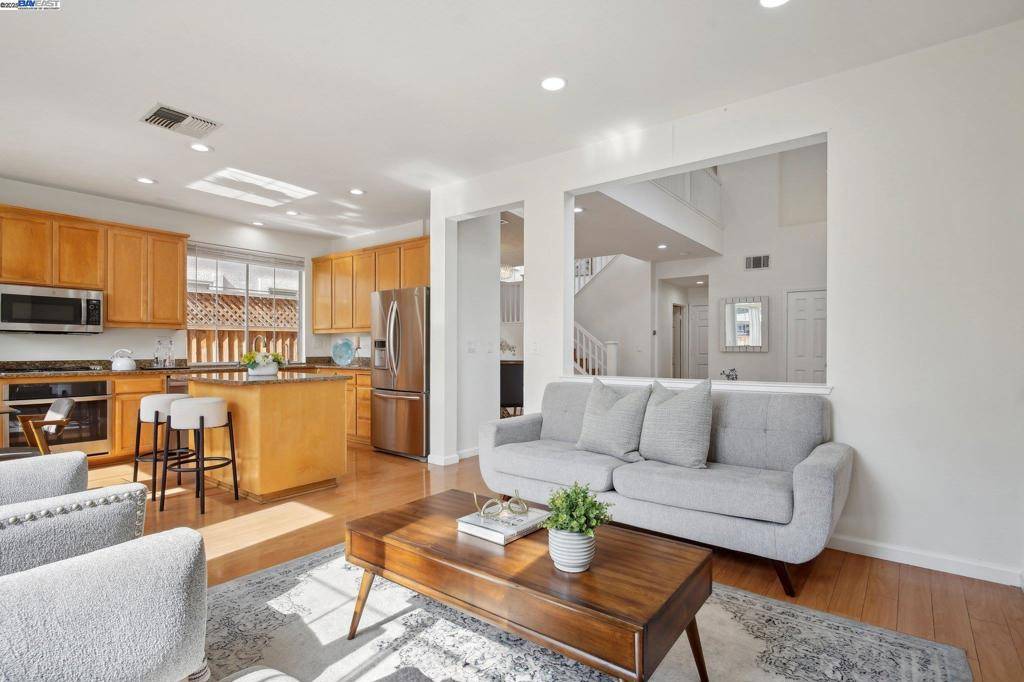 619 Ravenna Ter Fremont, CA 94536