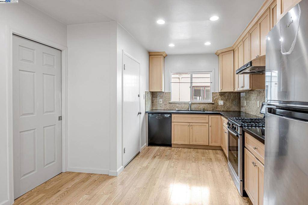 Berkeley, CA 94702,1510 Kains Ave