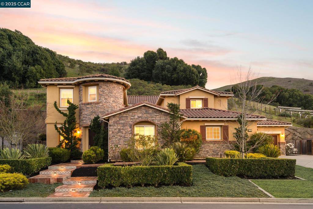 San Ramon, CA 94583,1143 Hawkshead Cir