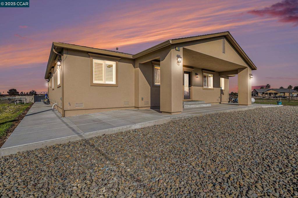 Tracy, CA 95304,89 Homestead Rd