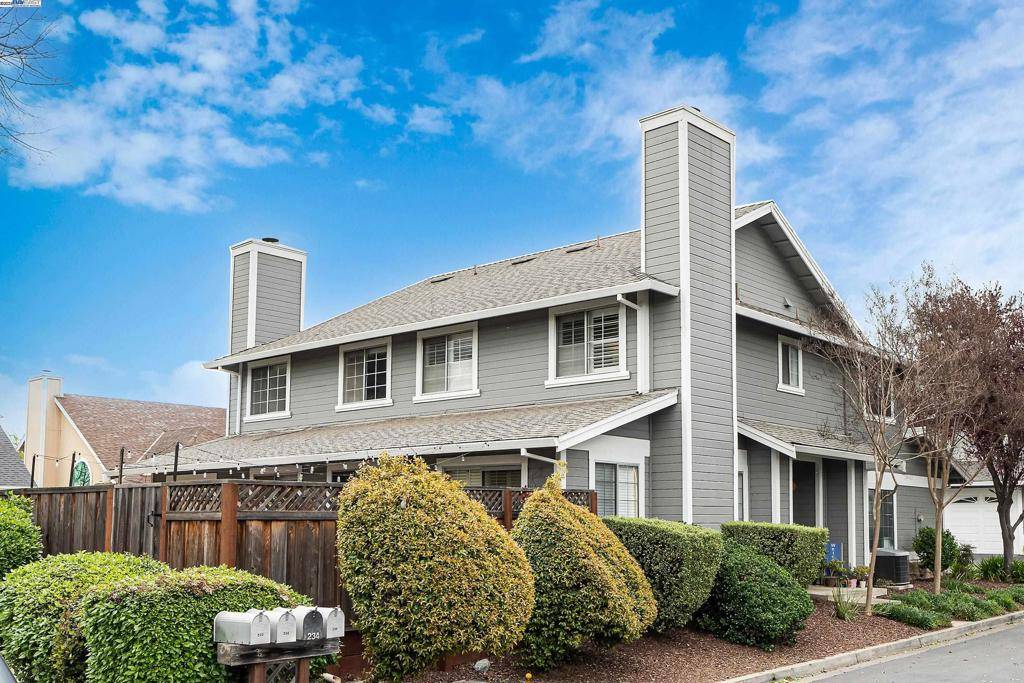 Pleasanton, CA 94566,238 Mavis Dr