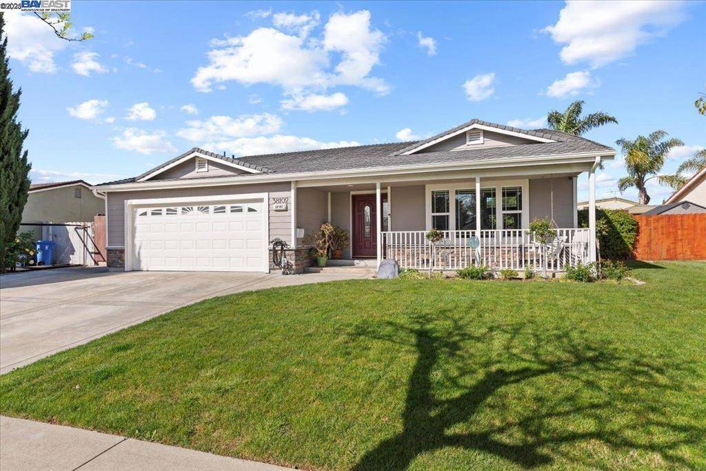 Newark, CA 94560,38102 Geranium St