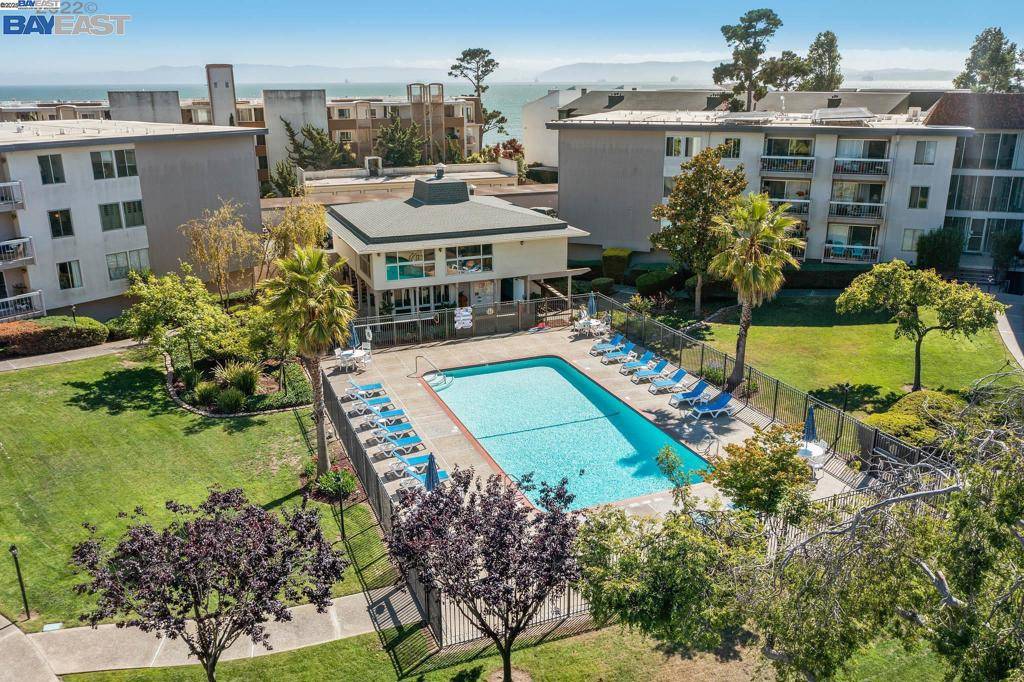 Alameda, CA 94501,950 Shorepoint Ct #309