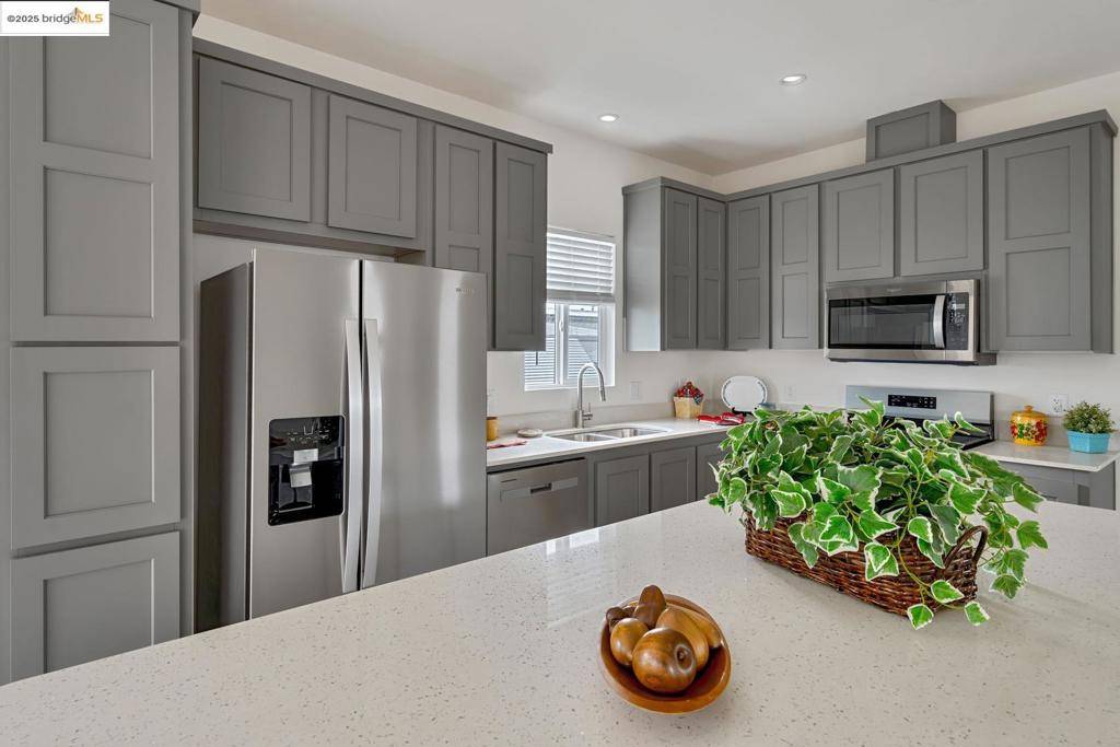 Citrus Heights, CA 95621,5922 Cackler LN