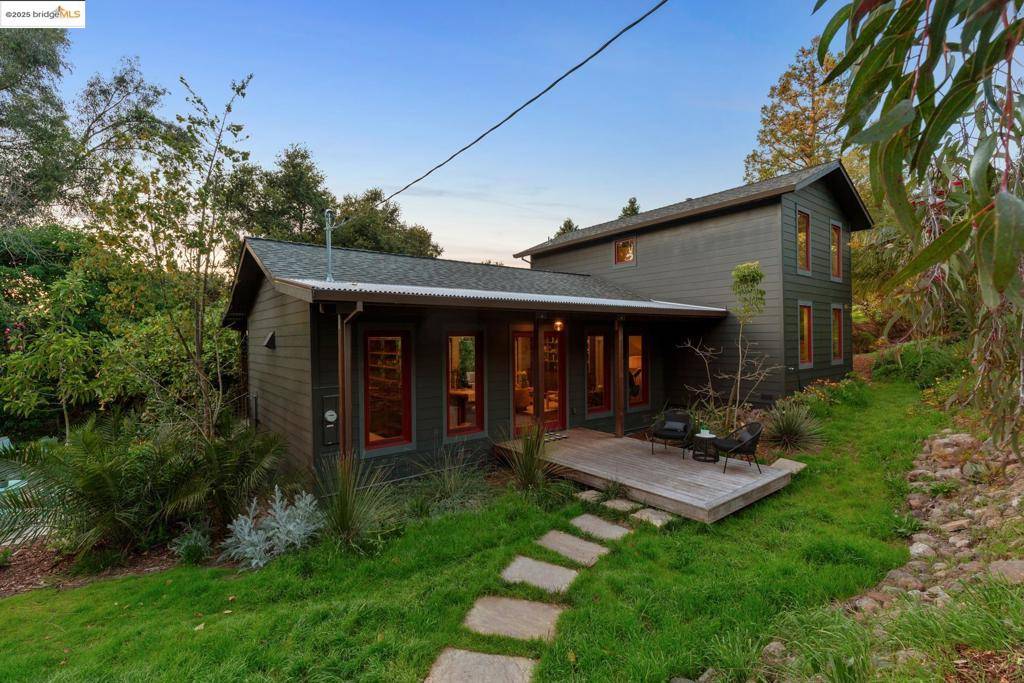 Castro Valley, CA 94552,6930 Sunnyslope Ave