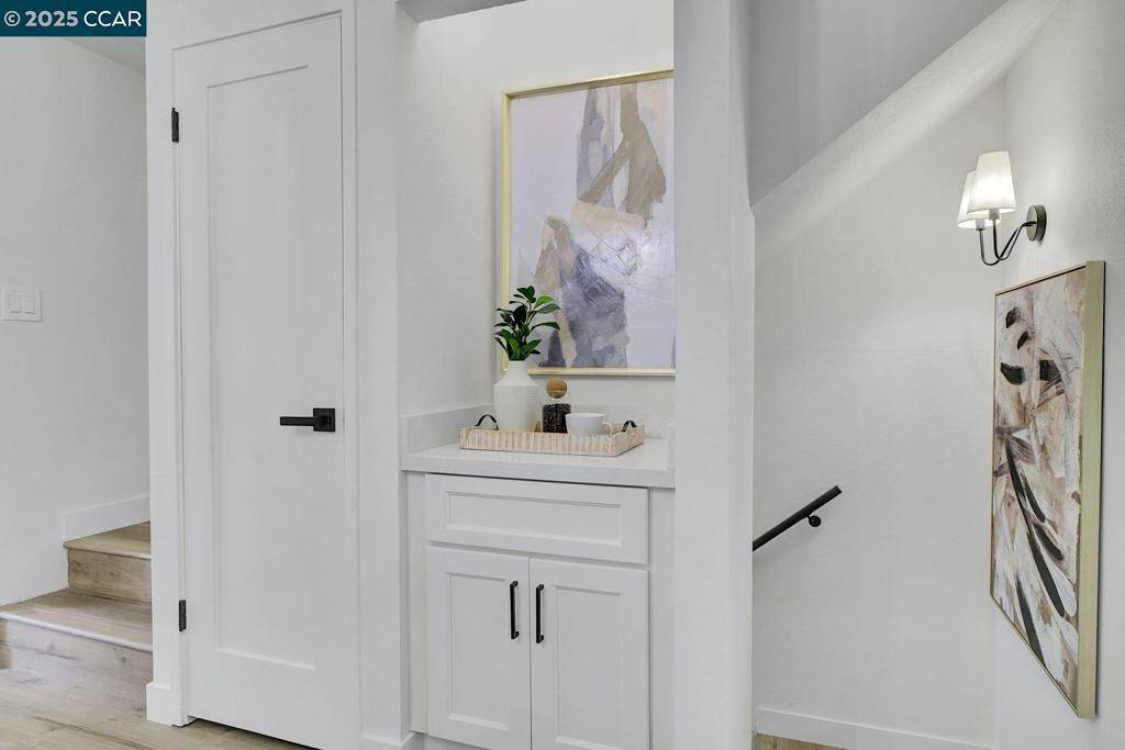 Hayward, CA 94541,970 Castlewood Way