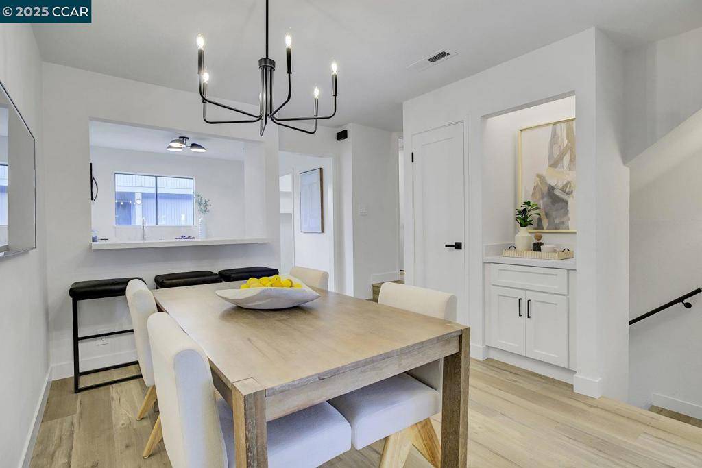 Hayward, CA 94541,970 Castlewood Way