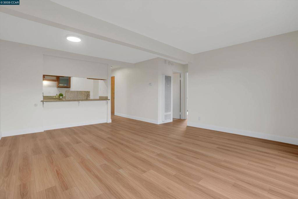 Concord, CA 94521-2102,1524 Matheson Road #8