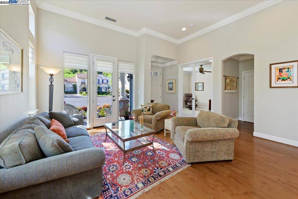 San Ramon, CA 94583,219 Cascadas Ct