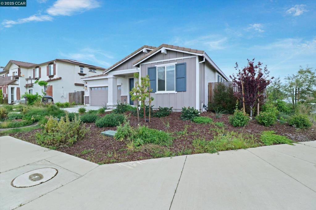 Vacaville, CA 95687,557 Oakham Dr