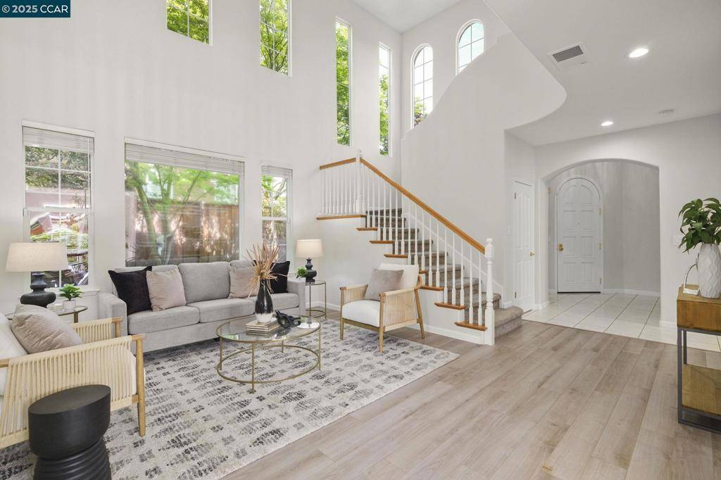 San Ramon, CA 94582,2173 Watercress Place