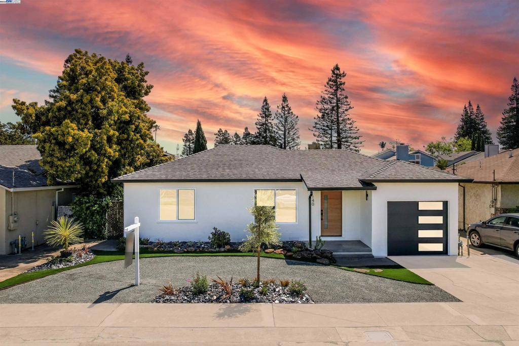 Hayward, CA 94544,140 Fagundes st