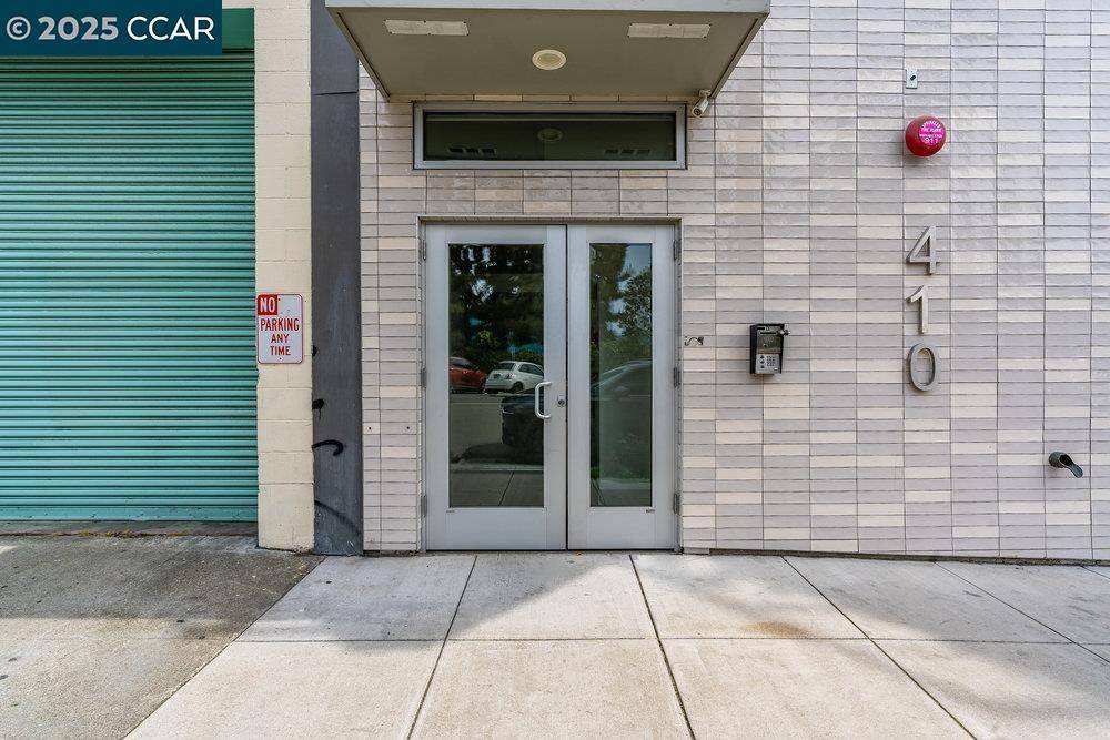 Oakland, CA 94607-4177,410 Webster St #5
