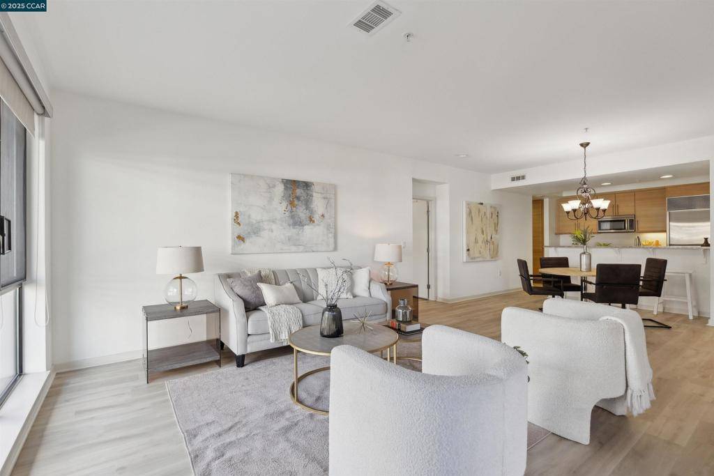 Walnut Creek, CA 94596,1655 N California #101