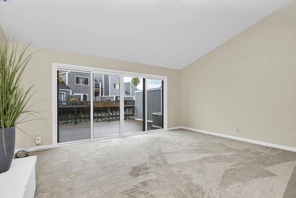 Discovery Bay, CA 94505,2039 Sand Point Rd