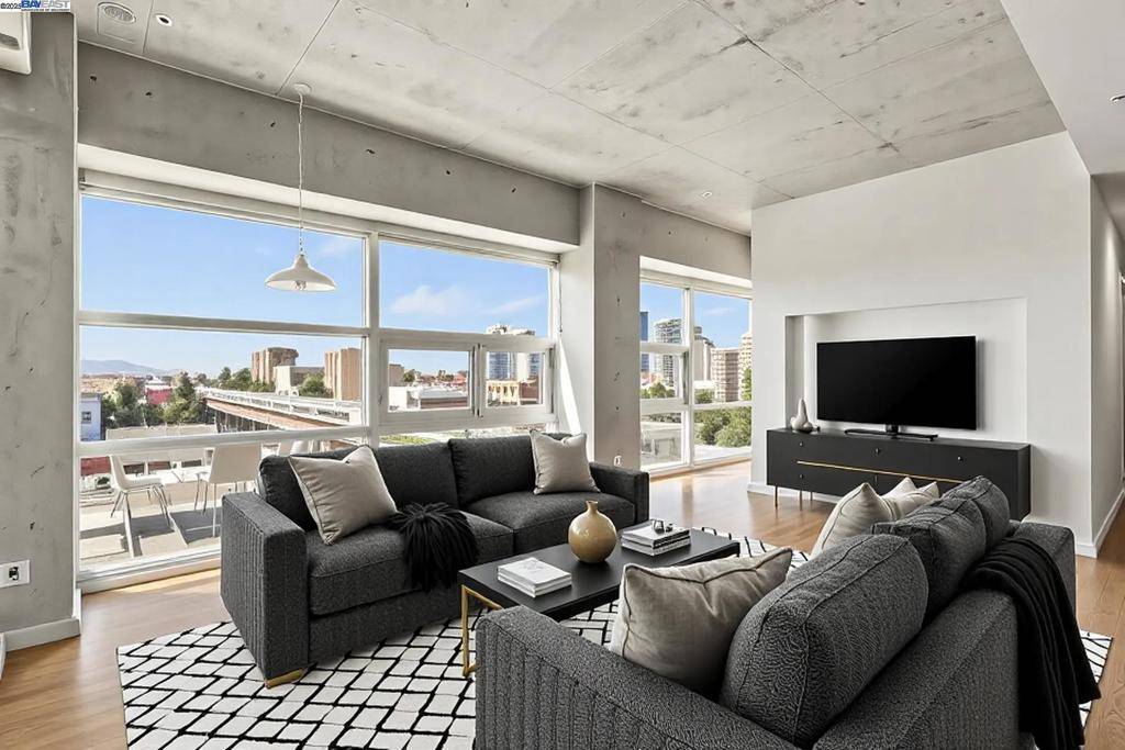 Oakland, CA 94607,428 Alice St #822