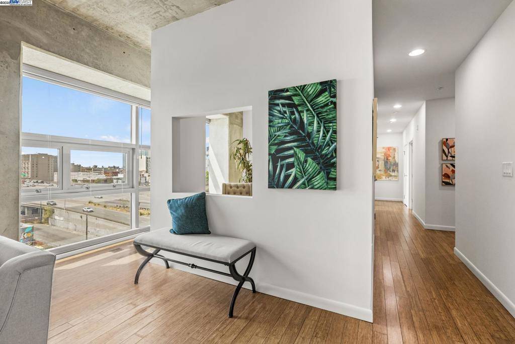 Oakland, CA 94607,428 Alice St #822