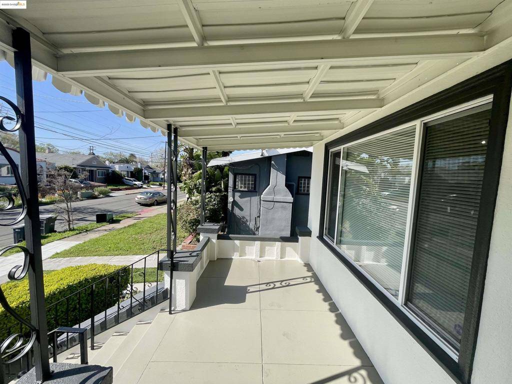 Oakland, CA 94605,2445 66th Avenue