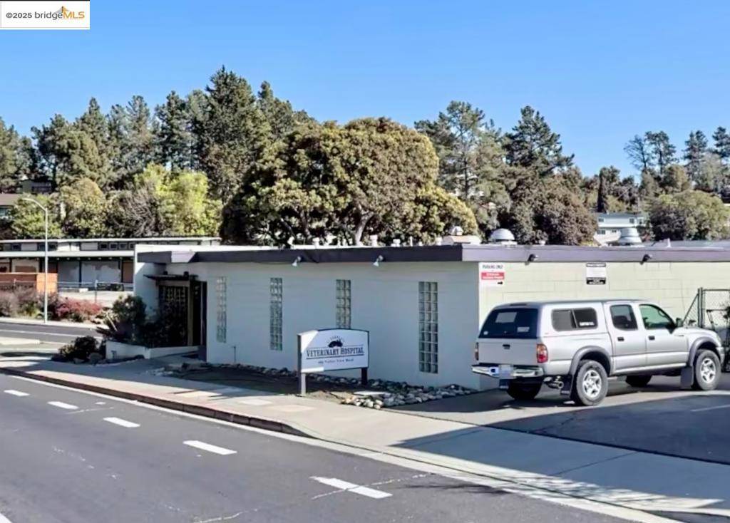 El Sobrante, CA 94803-9999,401 Valley View Road