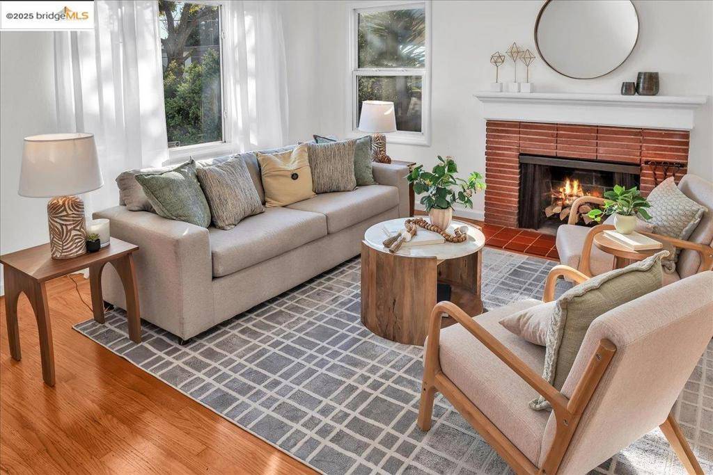 Richmond, CA 94804,1564 Mariposa