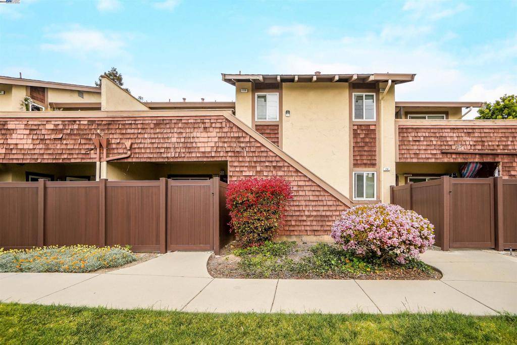 Fremont, CA 94539,118 Hackamore Ln