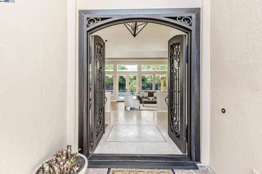 Alamo, CA 94507,1529 Saint Alphonsus Way