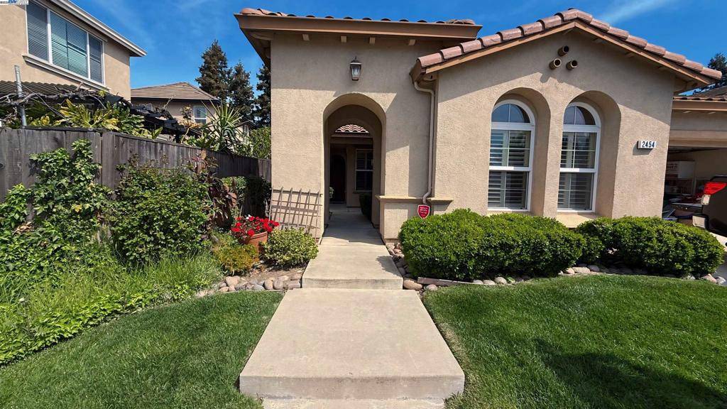 Lodi, CA 95242,2454 Legacy Way