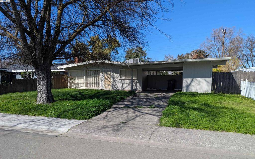 Stockton, CA 95207,2217 Porter Way