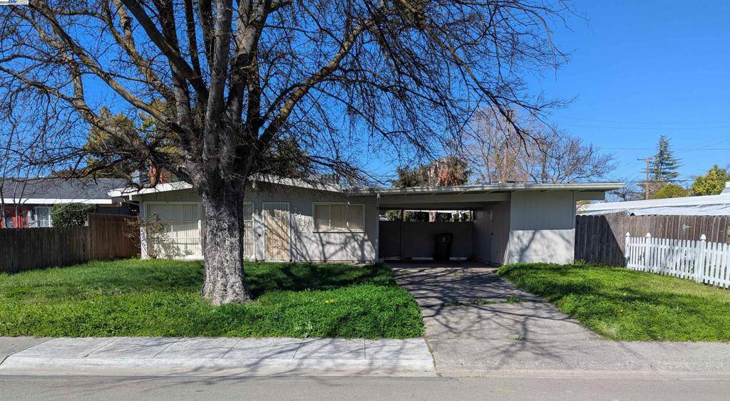 Stockton, CA 95207,2217 Porter Way