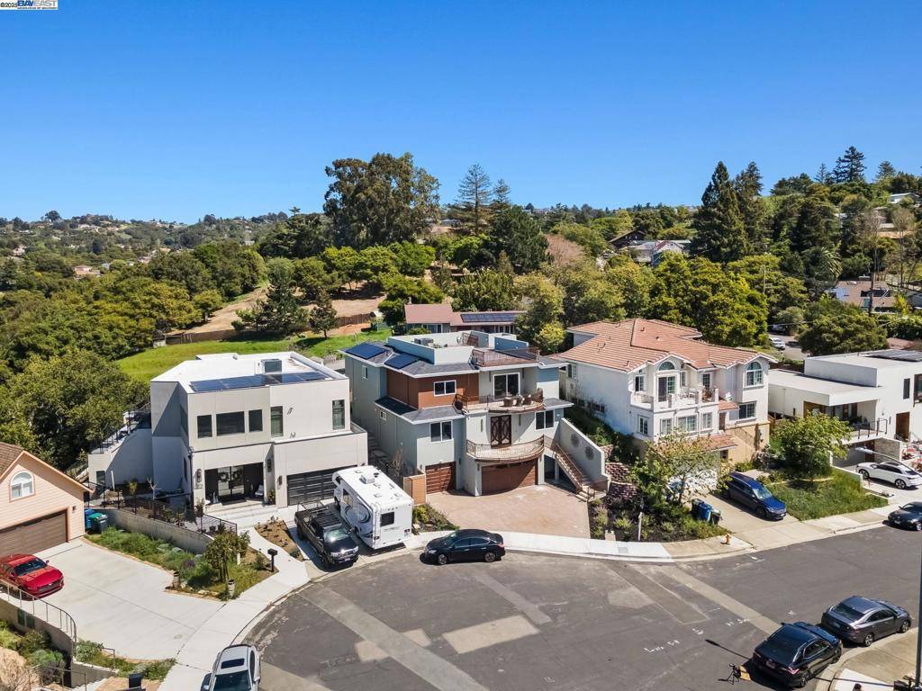 Hayward, CA 94542,2382 Rainbow Ct