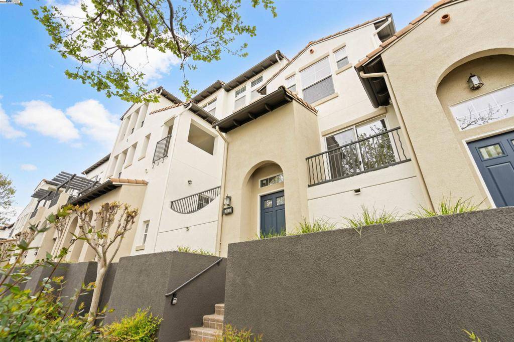 Dublin, CA 94568-7212,4263 Clarinbridge Cir