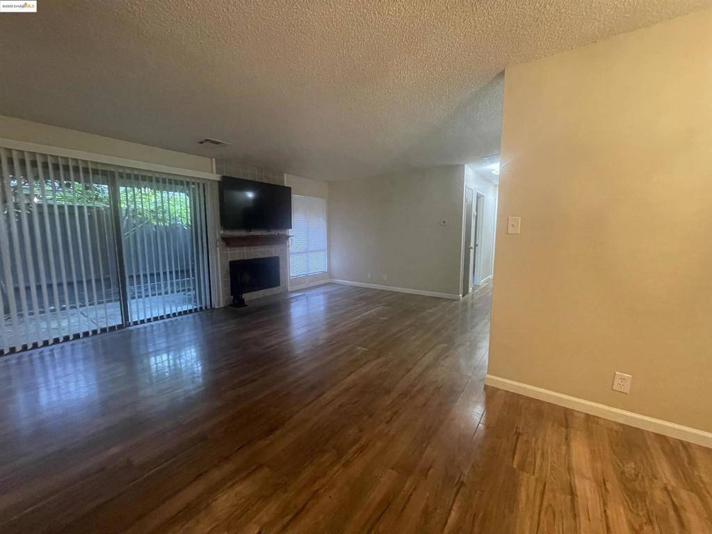 Antioch, CA 94509,2400 Sunny Ln