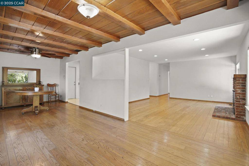 Walnut Creek, CA 94596,7 Steding Ct
