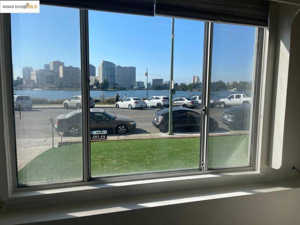 Oakland, CA 94606,1400 Lakeshore Ave