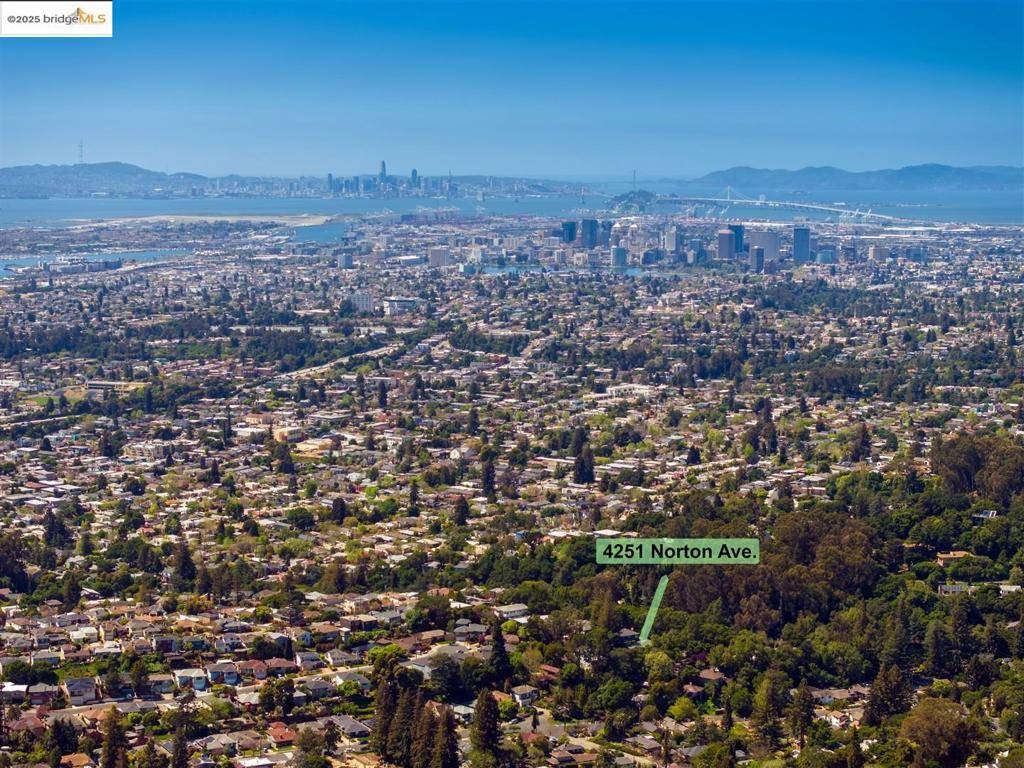 Oakland, CA 94602,4251 Norton