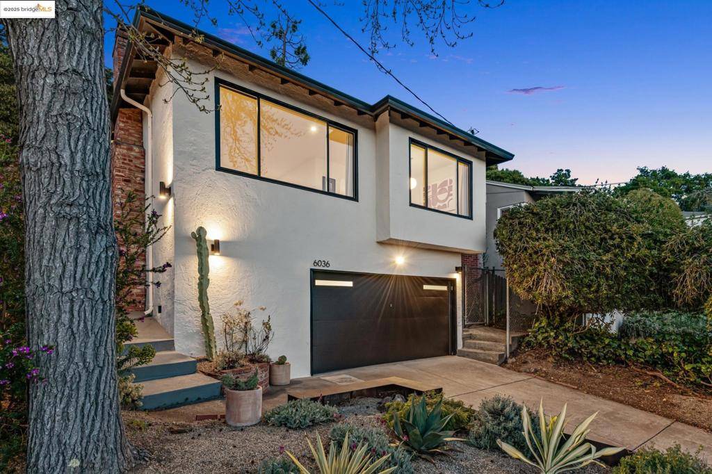 Oakland, CA 94605,6036 Leona St