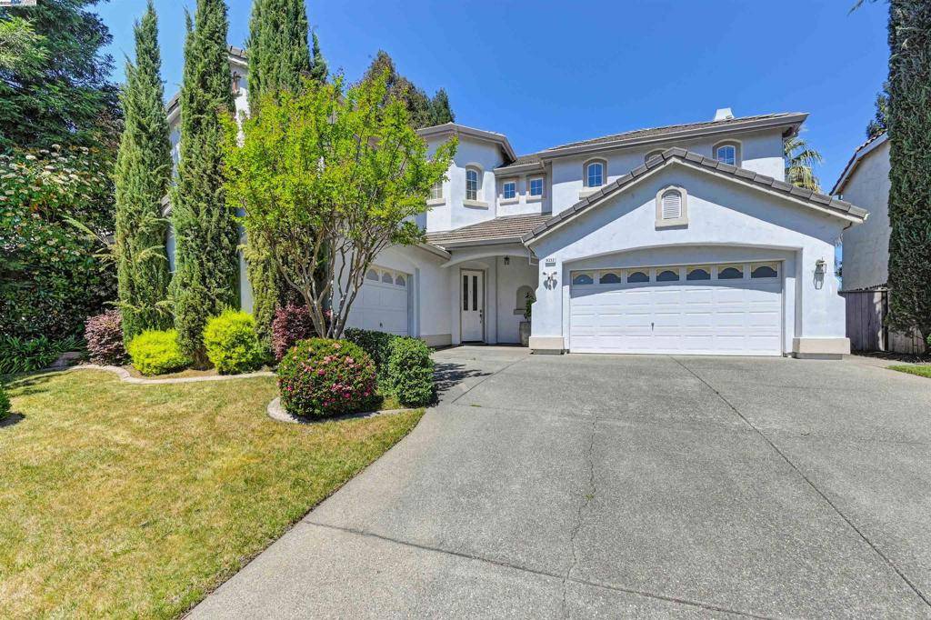 Roseville, CA 95747,9333 Moondancer