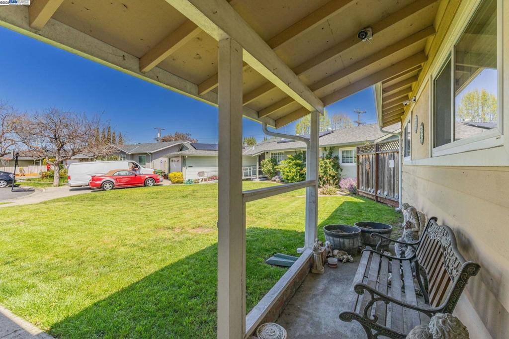 Fremont, CA 94538,39650 Bliss Ct