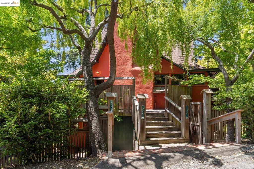 Berkeley, CA 94709,1770 Highland Place