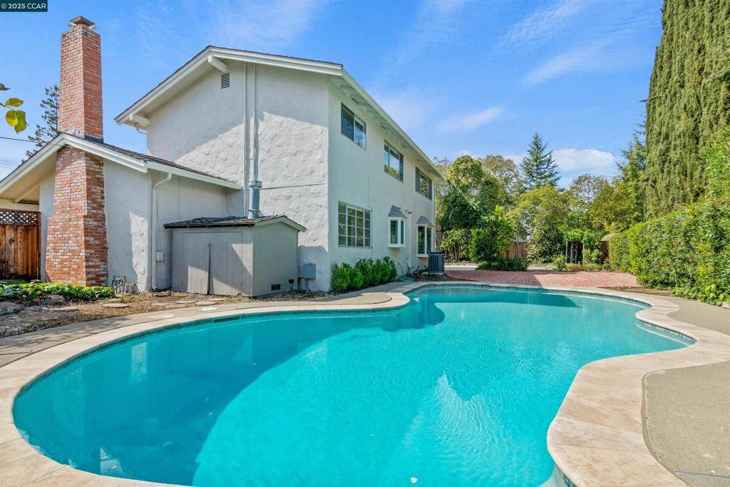 Walnut Creek, CA 94598,22 Yellowstone Ct