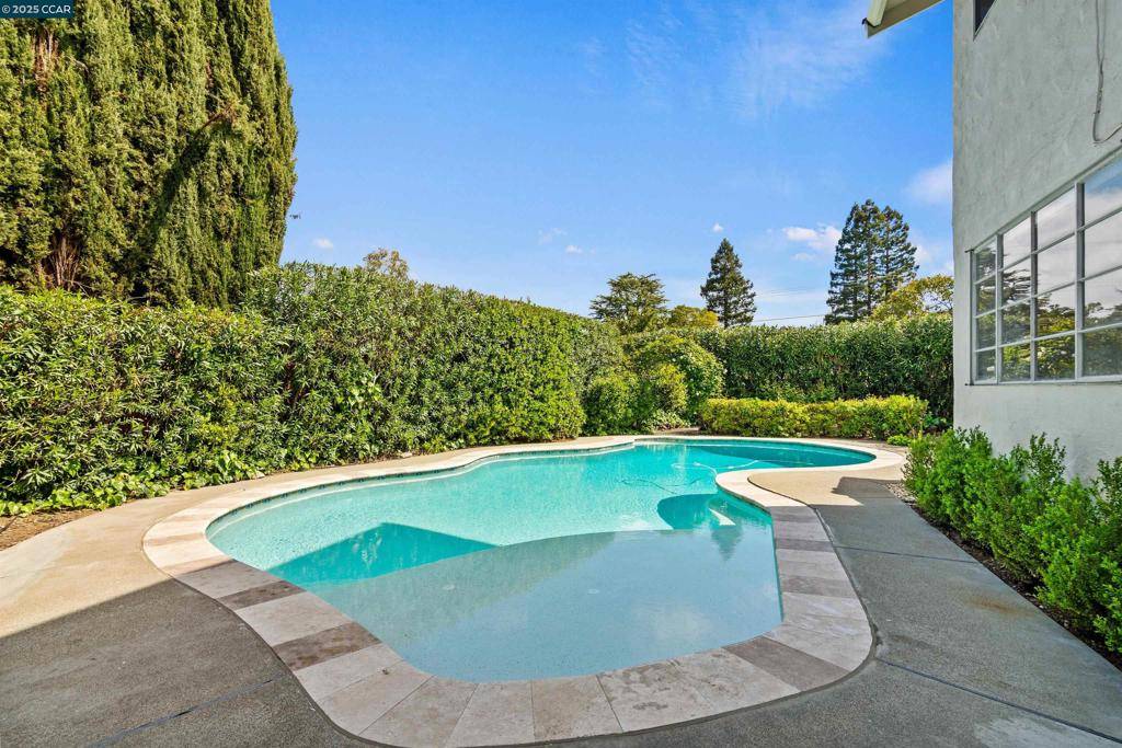 Walnut Creek, CA 94598,22 Yellowstone Ct