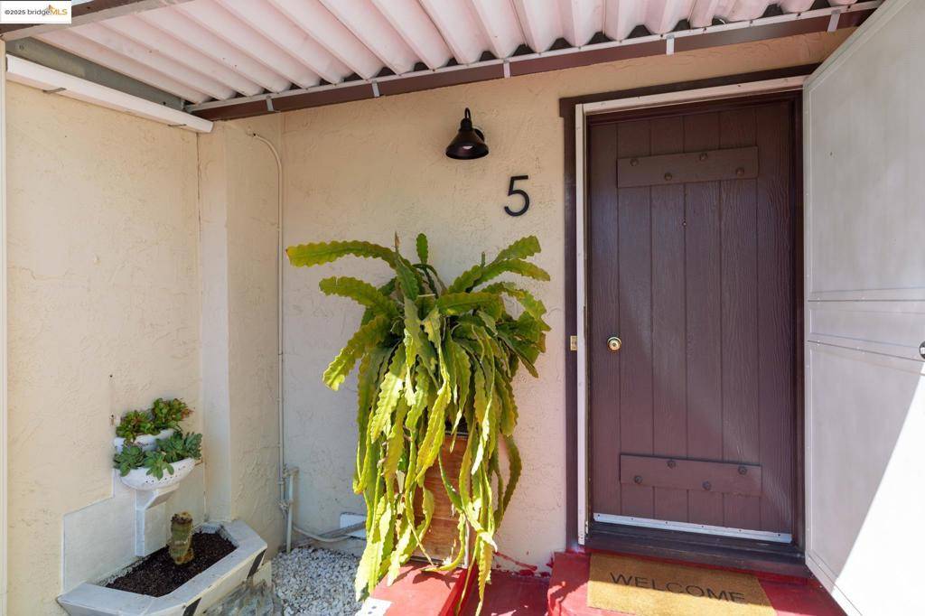 San Pablo, CA 94806,5 Villa Dr