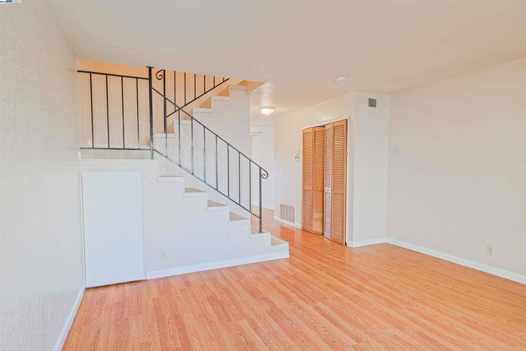 Hayward, CA 94541,351 Laurel Ave #21