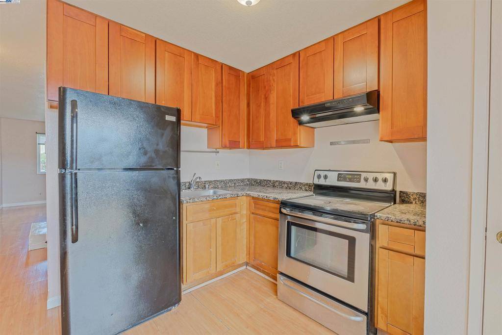 Hayward, CA 94541,351 Laurel Ave #21
