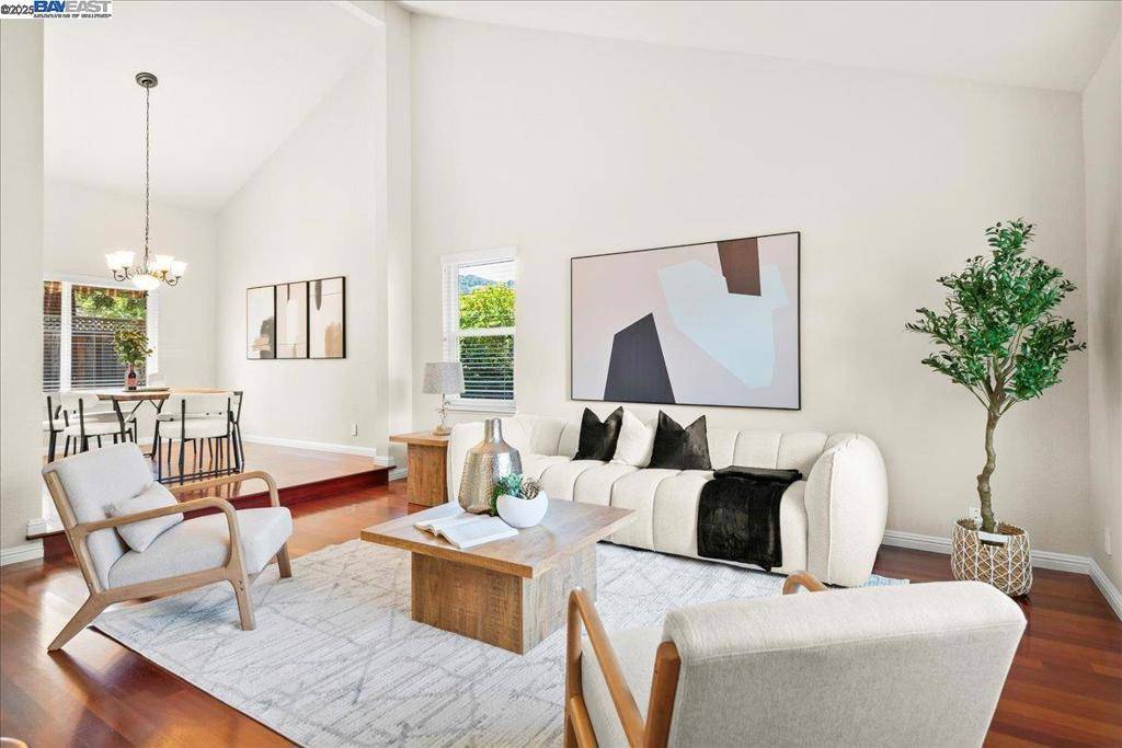 Pleasanton, CA 94566,6884 Calle Altamira
