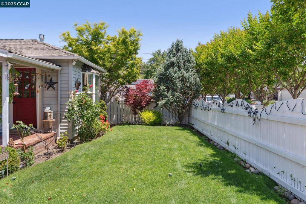 Martinez, CA 94553-3133,321 F Street