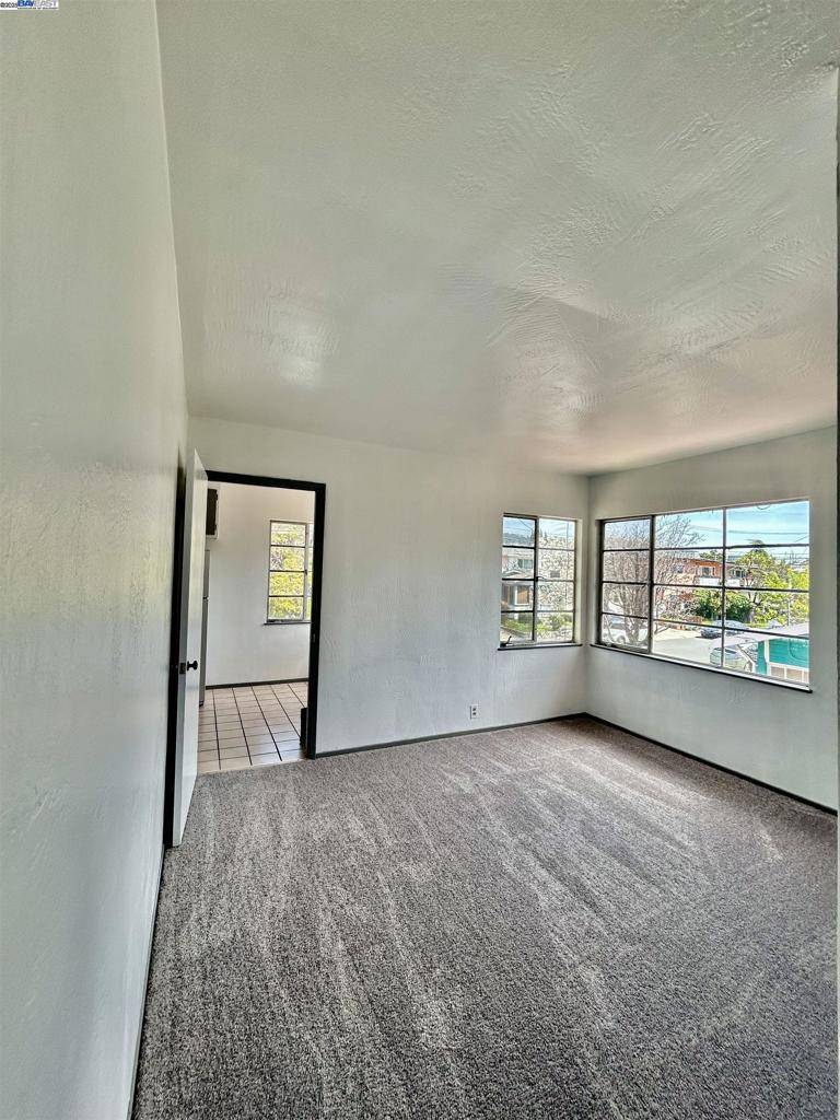 Oakland, CA 94619,3719 Redding Street