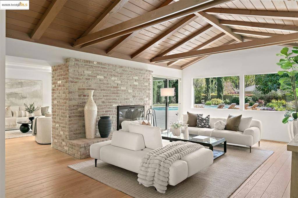 Alamo, CA 94507,151 Bolla AVE